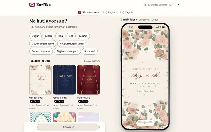 Zarfika sihirbazının ilk adımı: etkinlik türü düğmeleri, tasarım kartları ve telefon çerçevesinde canlı davetiye önizlemesi.
